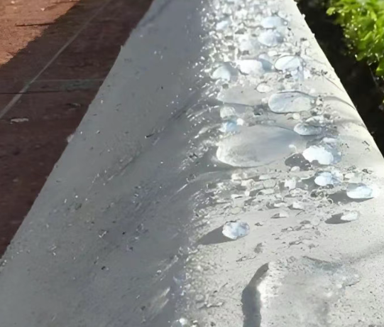 云岩硅烷浸渍涂料在混凝土保护中的应用